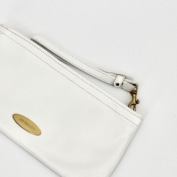 Brahmin white pebbled leather wristlet - Picture 4 of 5